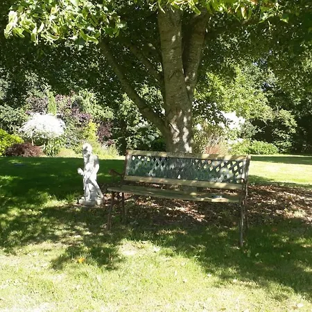 Les Berges De La Planchette Bed & Breakfast