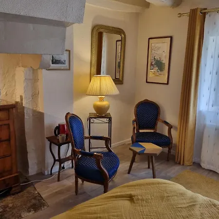 Les Berges De La Planchette Bed & Breakfast *